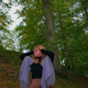 Meet your Posher, Avery